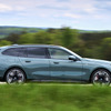 BMW i5 ツーリング