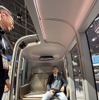 車内は大人4人がゆったり乗れるスペースとなっていた