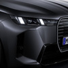 BMW『iX』改良新型の「M70 xDrive」