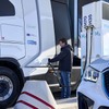 BMWグループが燃料電池トラックの試験運用を開始