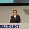 新中期経営計画を説明するスズキの鈴木俊宏社長