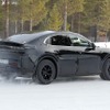 ポルシェ カイエンクーペEV 市販型プロトタイプ