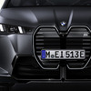 BMW『iX』改良新型の「M70 xDrive」