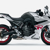 スズキ GSX-8R（マットソードシルバーメタリック）