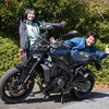 丸山浩（左）とまあさ（右）がホンダ Eクラッチとヤマハ Y-AMTの魅力を試乗＆解説