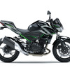 カワサキ Z400 2025年モデル（メタリックスパークブラック×メタリックムーンダストグレー）