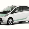 【三菱 i-MiEV 試乗】航続160kmではおねえさん軍団は納得しない…岩貞るみこ