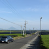 ドルフィン ロングレンジ。鹿児島・知覧の茶畑にて。遠方に薩摩半島南端にそびえる開聞岳が見える。