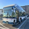 京成バスが葛飾区内の路線で最新型EV大型路線バス、いすゞ『エルガEV』2台の運行を開始