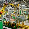 アフトワズが、ラーダブランドの新型車『イスクラ』の生産に向けて最新のロボット技術を導入
