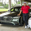 メルセデスベンツがベルンハルト・ランガー選手の最後のマスターズ出場を記念し、特別仕様の『Sクラス』を贈呈