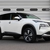 ストリートアドバンスZ4　日産・エクストレイル装着例（アップ量：フロント 35mmアップ / リア 35mmアップ）