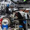 組立工程 足廻り搭載工程（GRファクトリー）