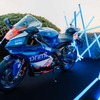 プリマ・プラマック・ヤマハMotoGPが主要パートナーのアルピーヌの誕生70周年記念カラーリング発表
