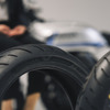 楽しいバイクライフにはタイヤ選びが大事！摩耗ライフが47%*上がった、ブリヂストン「BATTLAX SPORT TOURING T33」に注目