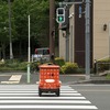 信号機や横断歩道等を自動認識しての走行