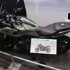 ホンダ：サイドかバーやミッドカウルなどに無塗装のエンジニアリングプラスチックを利用