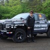 「FLEX SHOW AIKAWA Racing with TOYO TIRES」哀川翔総監督と参戦車両のトライトン