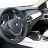 BMW X6 にハイブリッド