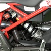 BMW G310のリヤショックのみにEERA Gen2のECUを装着。ユニットがコンパクトなため小排気量にも適しているのだという。すでに実走テストしている車両だ。