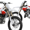 ヤマハ YZ250F（左）とYZ125の「70th アニバーサリーエディション」