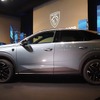プジョー3008新型（ハイブリッド）