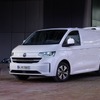 VW『トランスポーター・コンビ』のEV