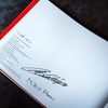 ル・マン24時間レースで優勝したマクラーレン『F1 GTR』を収めた写真集「Jet Black 59」