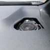 ダッシュの純正ツイータースペースにインストールされているのはブラムの50mmスピーカーであるLFR52。