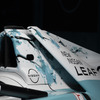 ティールブルーの日産フォーミュラEマシン