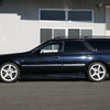 HKS ハイパーマックスS 日産・ステージア装着例 MT（出荷時車高・フロント：27mmダウン / リア：26mmダウン）