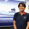 新艇開発のプロジェクトを牽引した営業担当の樹林さん（左）と、設計を担当した尾崎さん
