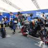スズキ GSX-8T（左）とスズキ GSX-8TT（右）（鈴鹿8耐2025）