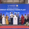 ビンファストがインド・タミルナドゥ州トゥーットゥクディのSIPCOT工業団地に電気自動車組立工場を開所