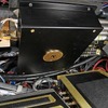 DSPに用いるのはリゾルトのM-DSP、スペース効率を考慮してグローブボックス部位にマウントを作って設置する。