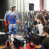 ヤマハの電動トライアルバイクによる黒山健一選手のデモンストレーション