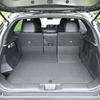 後席を起こした状態のカーゴルーム。後席使用時の奥行きは後席のスライドに応じて675～835mm