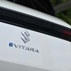 リアエンドには「eVITARA」のロゴマークが貼られ、「e」のみ環境を意識したブルー色となっていた