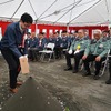 地鎮祭で鍬入れの儀