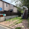 アキッパと契約の一般住宅駐車場に公共利用可能なEV充電ステーションを導入