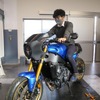 開発の過程では、企画や設計、デザイナーなどが、実車を囲んで「ワイガヤ」で作り込んだ。