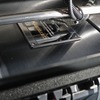 シート下（運転席／助手席）をフルに使ってカロッツェリアXのデジタルインテグレーテッドアンプとデジタルアンプを収めた。