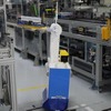 ACインバーターを運んでいる2輪型搬送用人協調ロボット