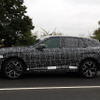 BMW iX5 次世代型のプロトタイプ