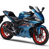 ヤマハ YZF-R25 2021年モデルの「シアン」カラー。強烈なインパクトがあった。