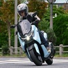 【ヤマハ NMAX155 試乗】「シフトボタン」でテンション爆上げ！電子制御CVTによる新感覚の走りとは…伊丹孝裕 画像