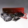 日産『スカイラインGT-R』（BNR34）の1/18スケールミニカー