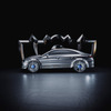 メルセデスベンツ『CLA』新型のアート作品。「リーグ・オブ・レジェンド」世界大会のトロフィーに着想