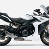 スズキ GSX-S1000GT（ブリリアントホワイト）