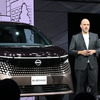 日産 エルグランドとイヴァン・エスピノーサ社長（ジャパンモビリティショー2025）
